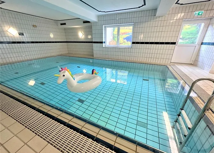 Cozy In Bavarian Forest +pool +sauna +netflix 公寓 茨维泽尔